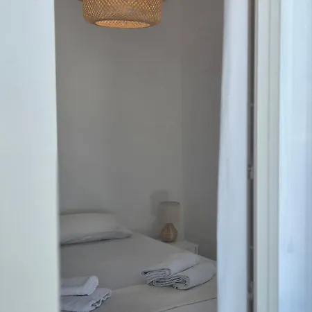 Islander House Center Naousa (Paros)