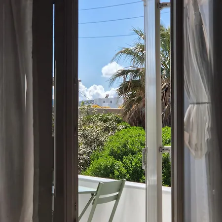 Islander House Center Apartment Naousa (Paros)