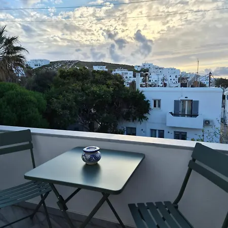 Islander House Center Apartment Naousa (Paros)